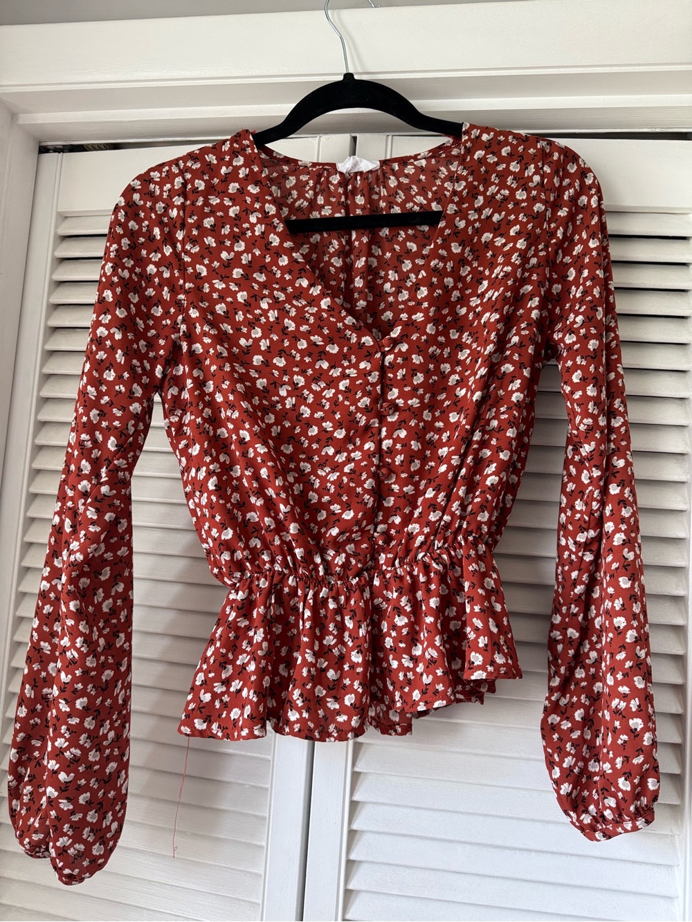 Sienna Sky Rust Floral Button-Front Peplum Blouse